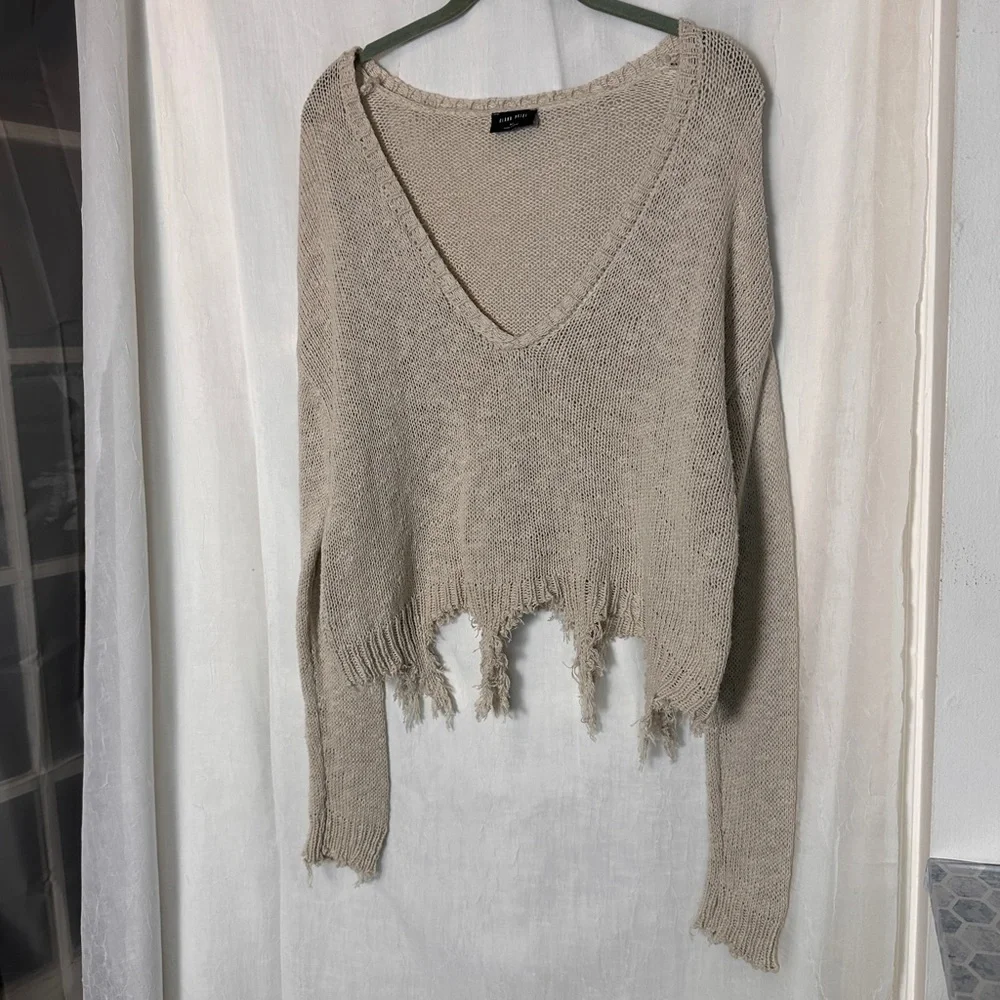 3/$20 💥‎ Blank Paige Oversized Relaxed Fit Sweater Distressed Cream Frayed Knit